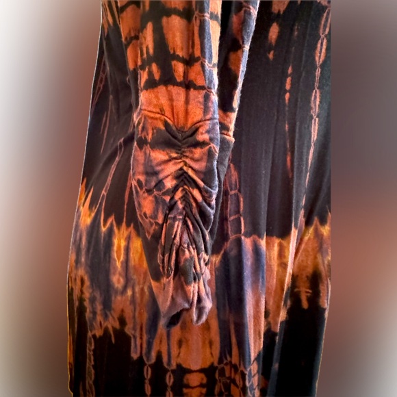 OLIVIA Long sleeve soft tunic top, handkerchief sides, blk, blue, rust XL EXCEL - Picture 6 of 8